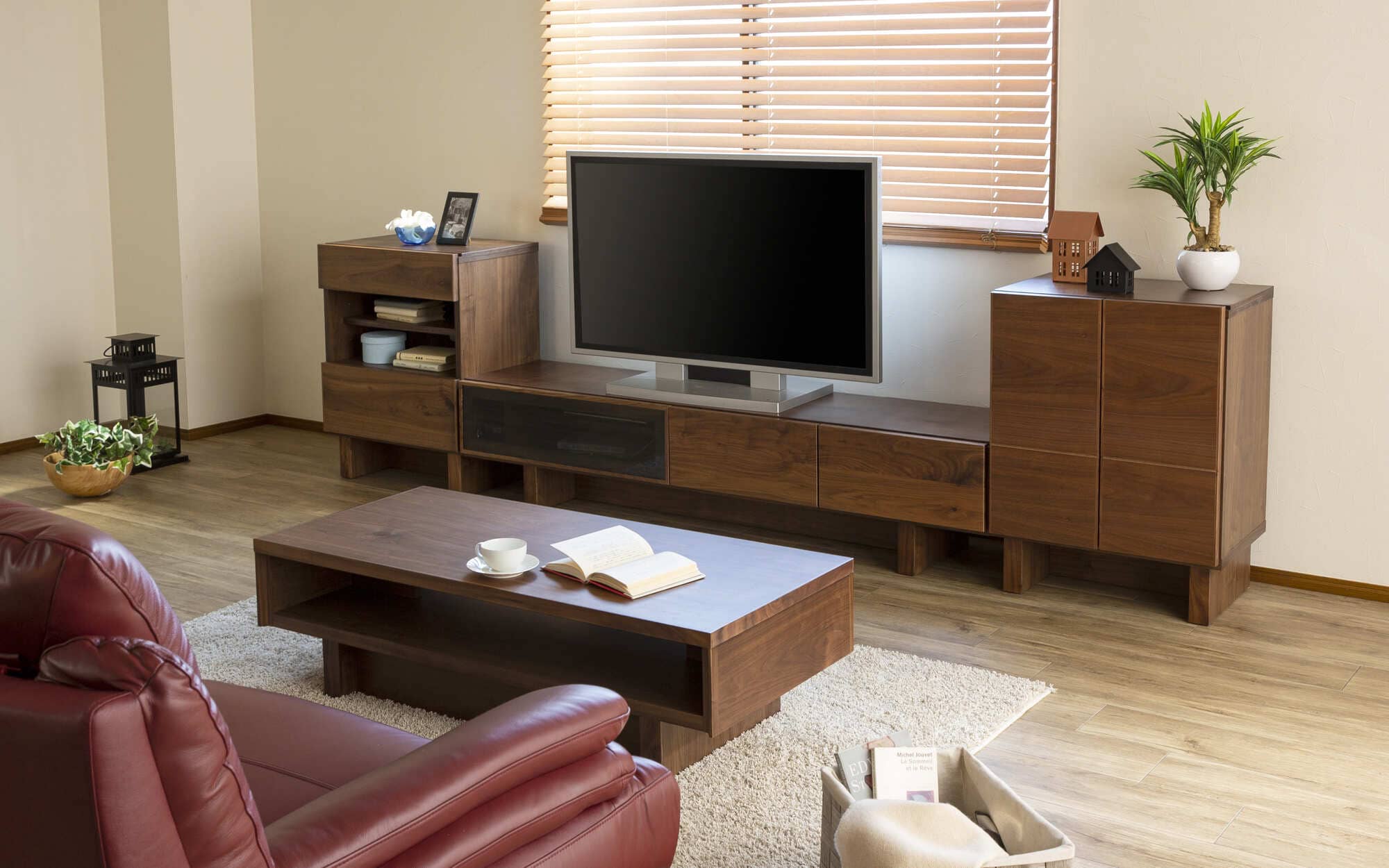 ベント TVボード ― 家具の総合商社 筑波産商
